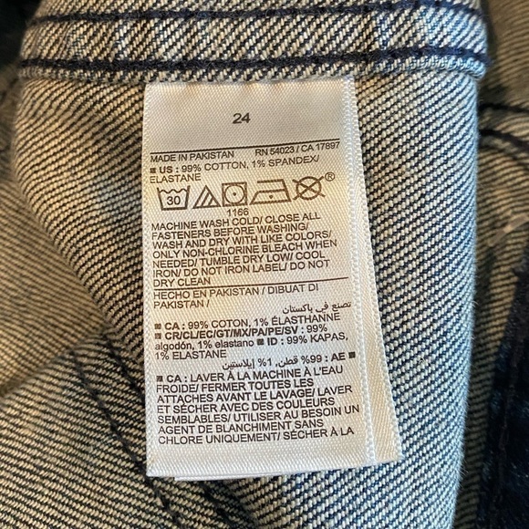 Old Navy Extra High-Waisted Trouser Wide-Leg Jeans Denim Wash Size 24 - Picture 6 of 8